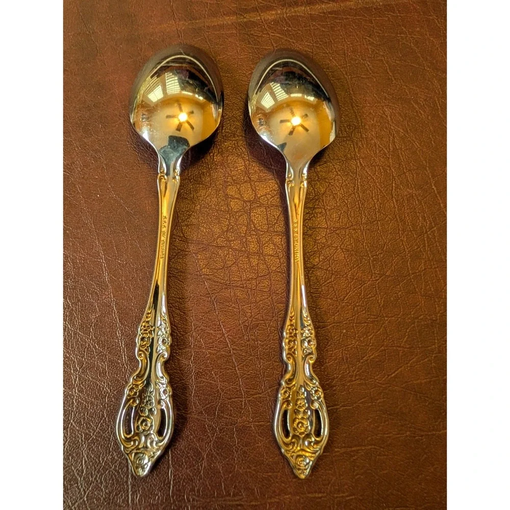 Oneida Renoir-Pembrooke Stainless Steel Teaspoons Set of 2 Pierced Handle Ornate